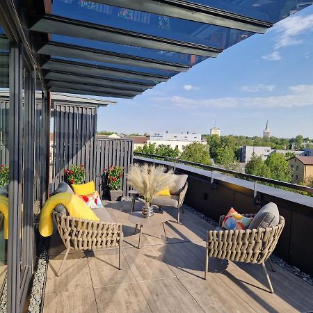 Artisa Riia Str 20A Luxury 2Br Penthouse Apartment Tartu Ngoại thất bức ảnh
